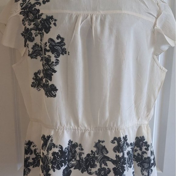 New  Direction Blouse - Picture 5 of 6